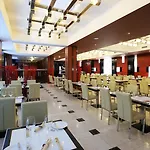 Hotel Grand Majestic 4*