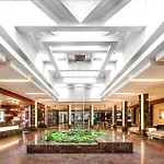Hotel Grand Majestic 4*