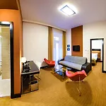 Hotel Grand Majestic 4*