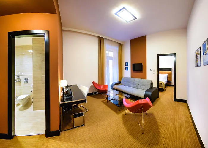 酒店 Grand Majestic 4*