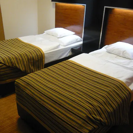 Grand Majestic 4*