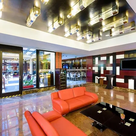 Grand Majestic Hotel