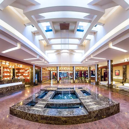 Grand Majestic Hotel