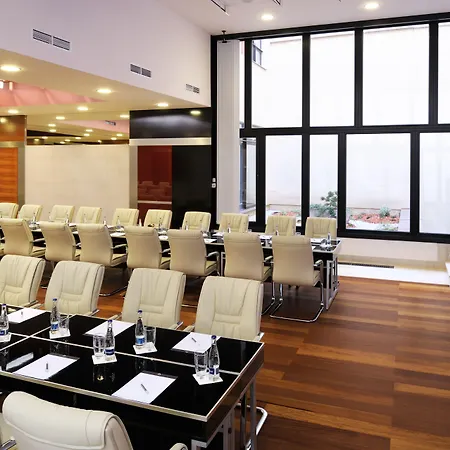 Grand Majestic Hotel