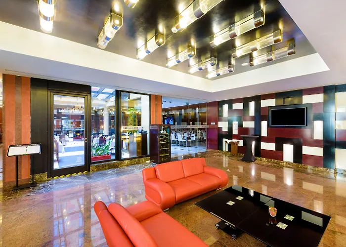 Hotel Grand Majestic