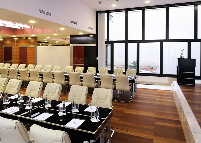 Grand Majestic Hotell