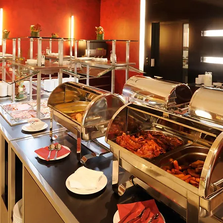 酒店 Grand Majestic 4*